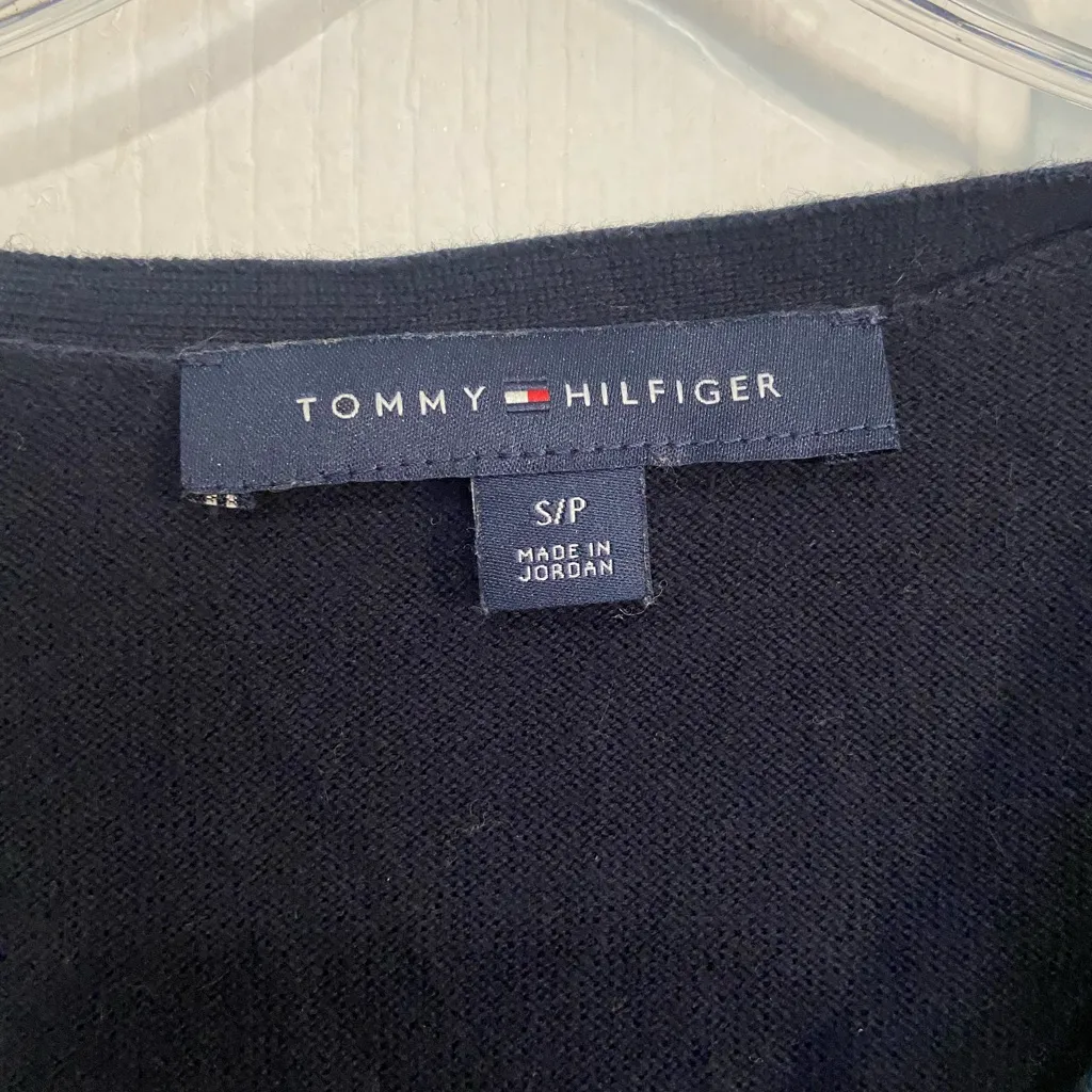 Tommy Hilfiger  argyle sweater - Image 4