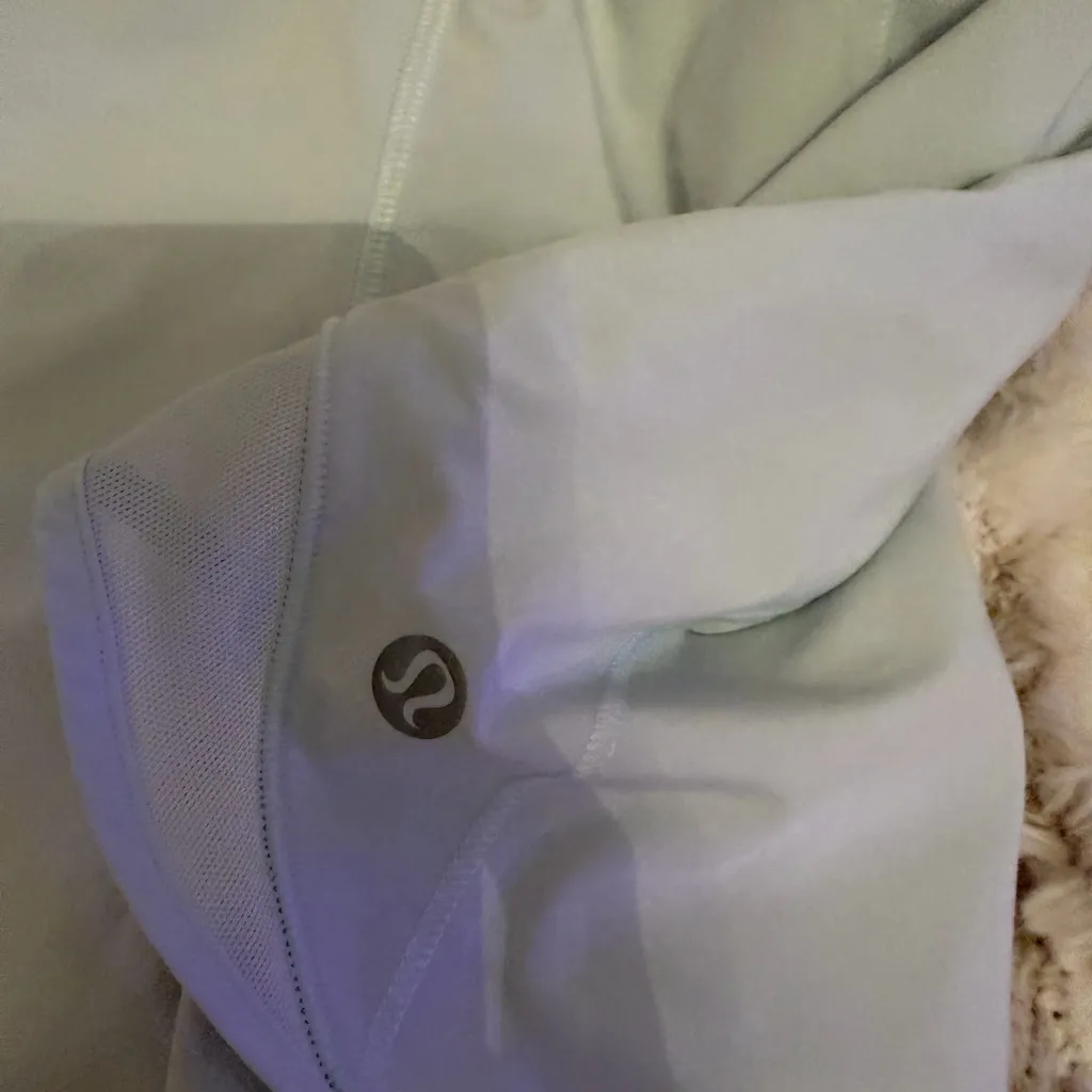 Lululemon  Mint Hotty Hot Shorts - Image 2