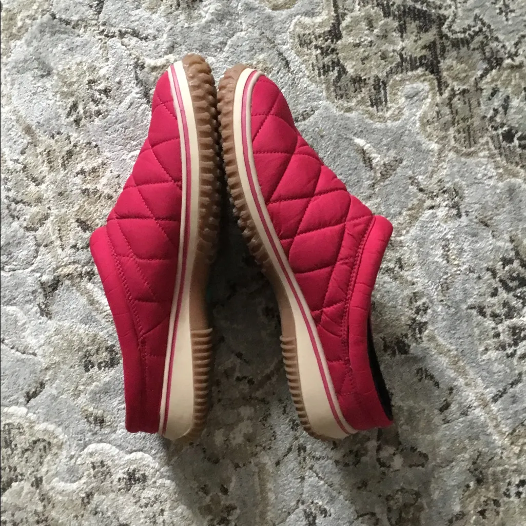 So CUTE slip ons  ❤️ NEW ❤️ - Image 5