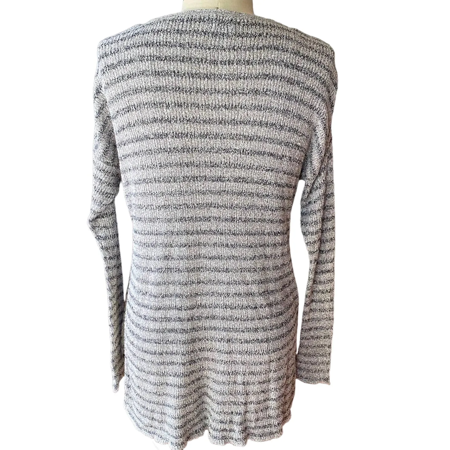 VOLCOM Black & Gray Long Sleeve Side Slit Tunic Pullover Sweater ~ Women's SMALL - Image 4