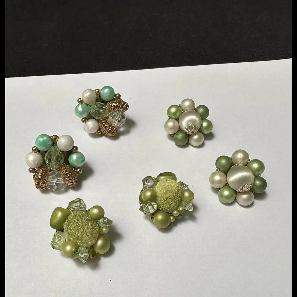 Green Bead Cluster Clip On Earrings Vintage - Image 2