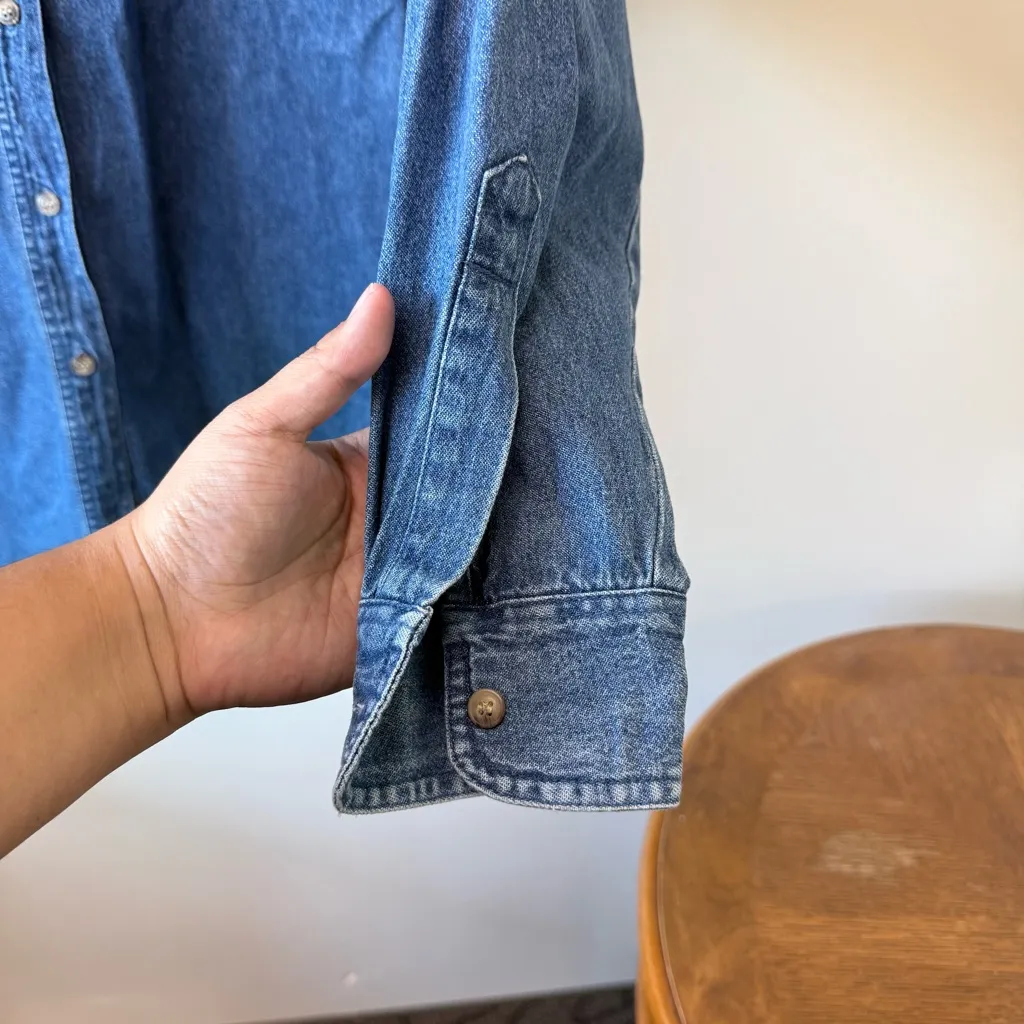 Vintage Denim Embroidered Holiday Winter Button Down Shirt Blue Size L - Image 4