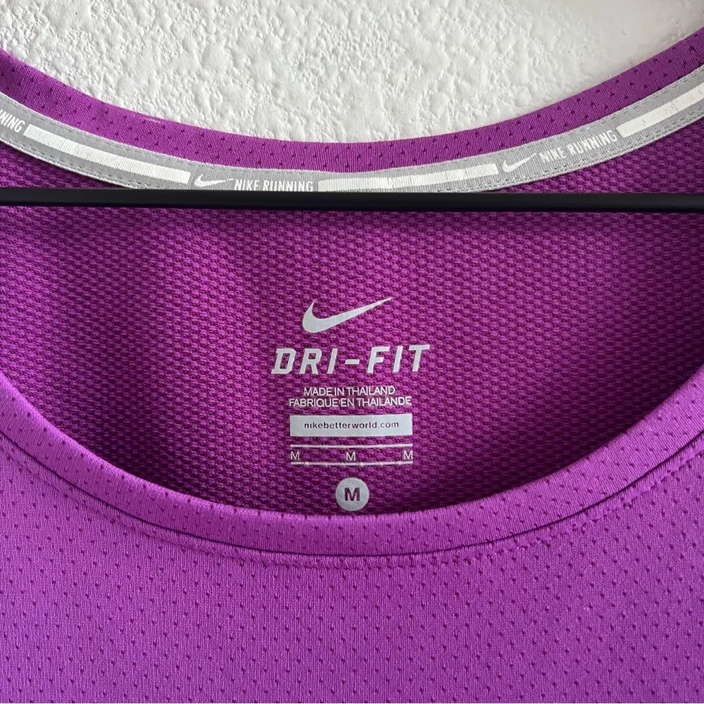 Nike Dri Fit Purple Lightweight Mesh Dotted Active Top Shirt Medium - Image 8
