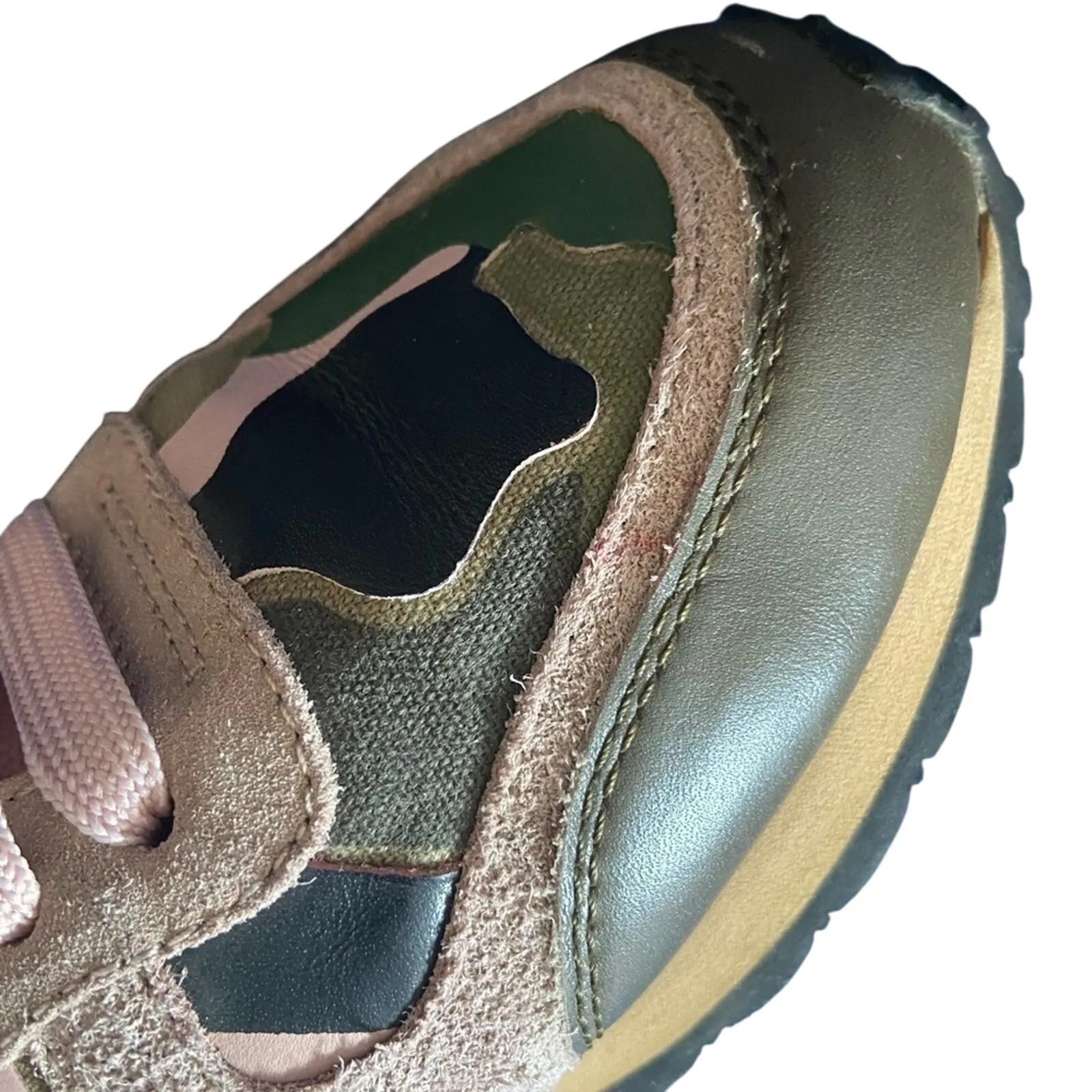 Valentino Garavani Rockrunner Sneakers – Multicolor Camo, Size 7 - Image 7