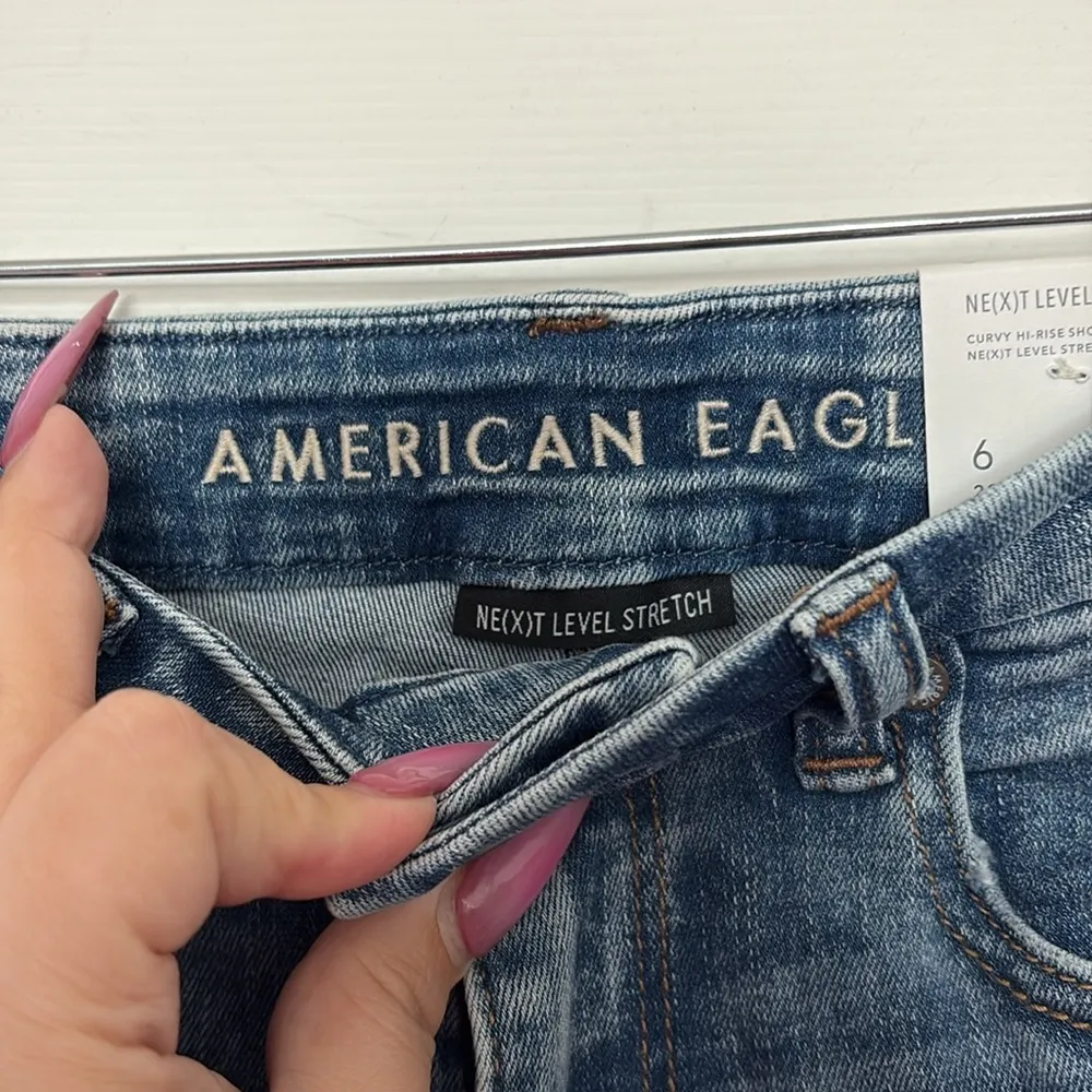American Eagle Curvy Hi-Rise Shortie Jean Shorts - Image 4