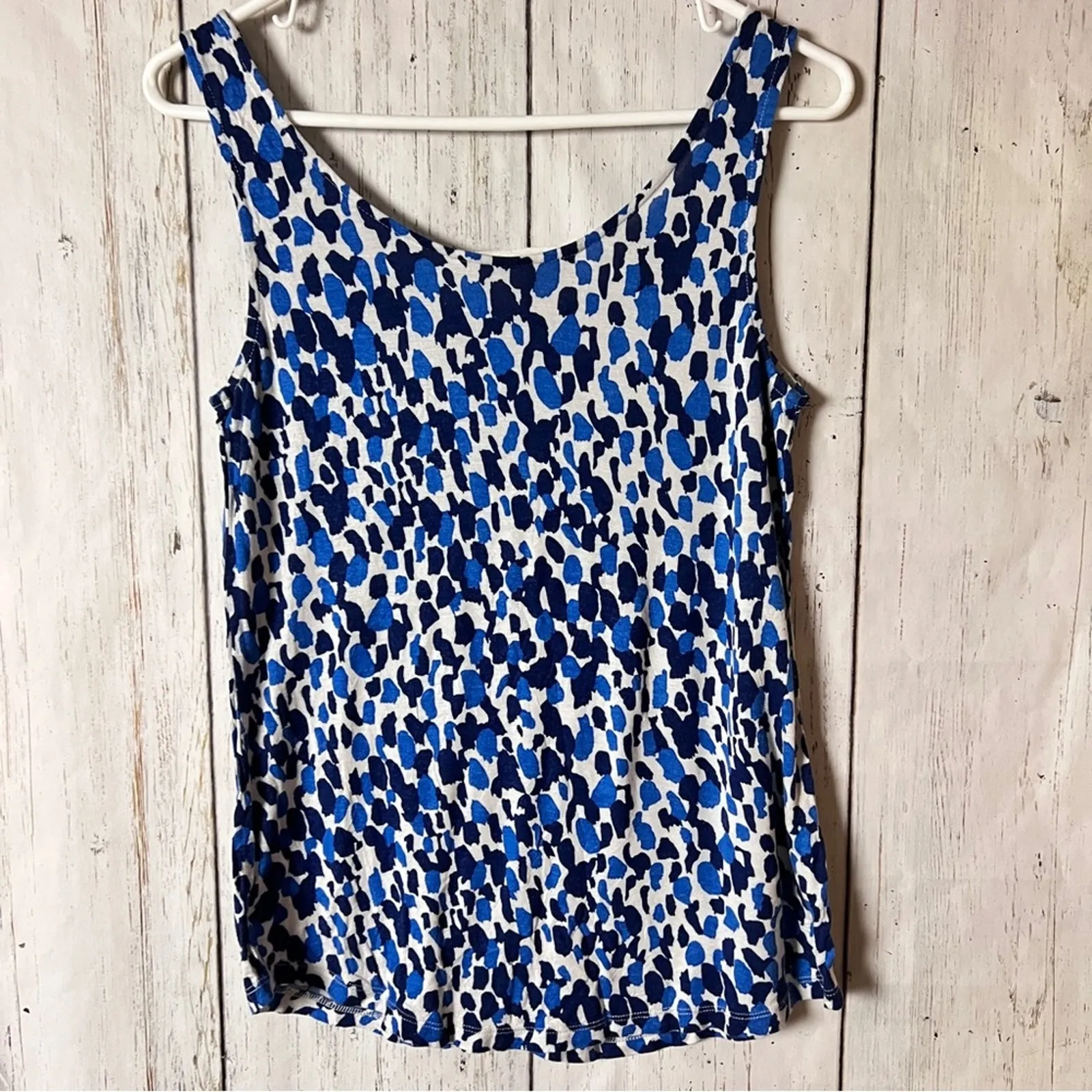 Old Navy  Sleeveless  Shell Style Blouse Top  Sz S - Image 4