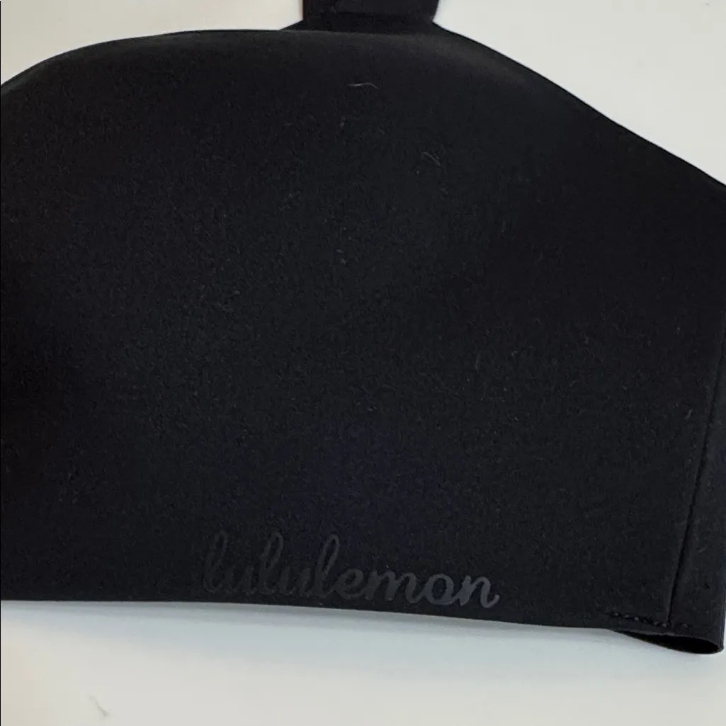 lululemon athletica No Underwire Black Bra Size 34DD - Image 2