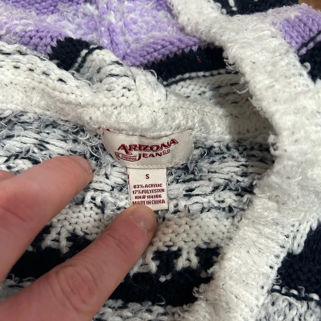 Arizona Jean Company V-Neck Hooded Sweater - Black, White, Purple Size Small - Image 3