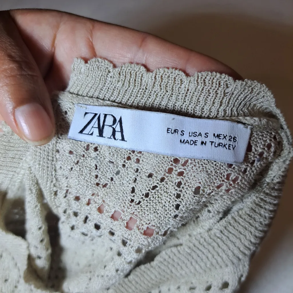 Zara Tan Sleeveless Ruffled Blouse Size S - Image 2