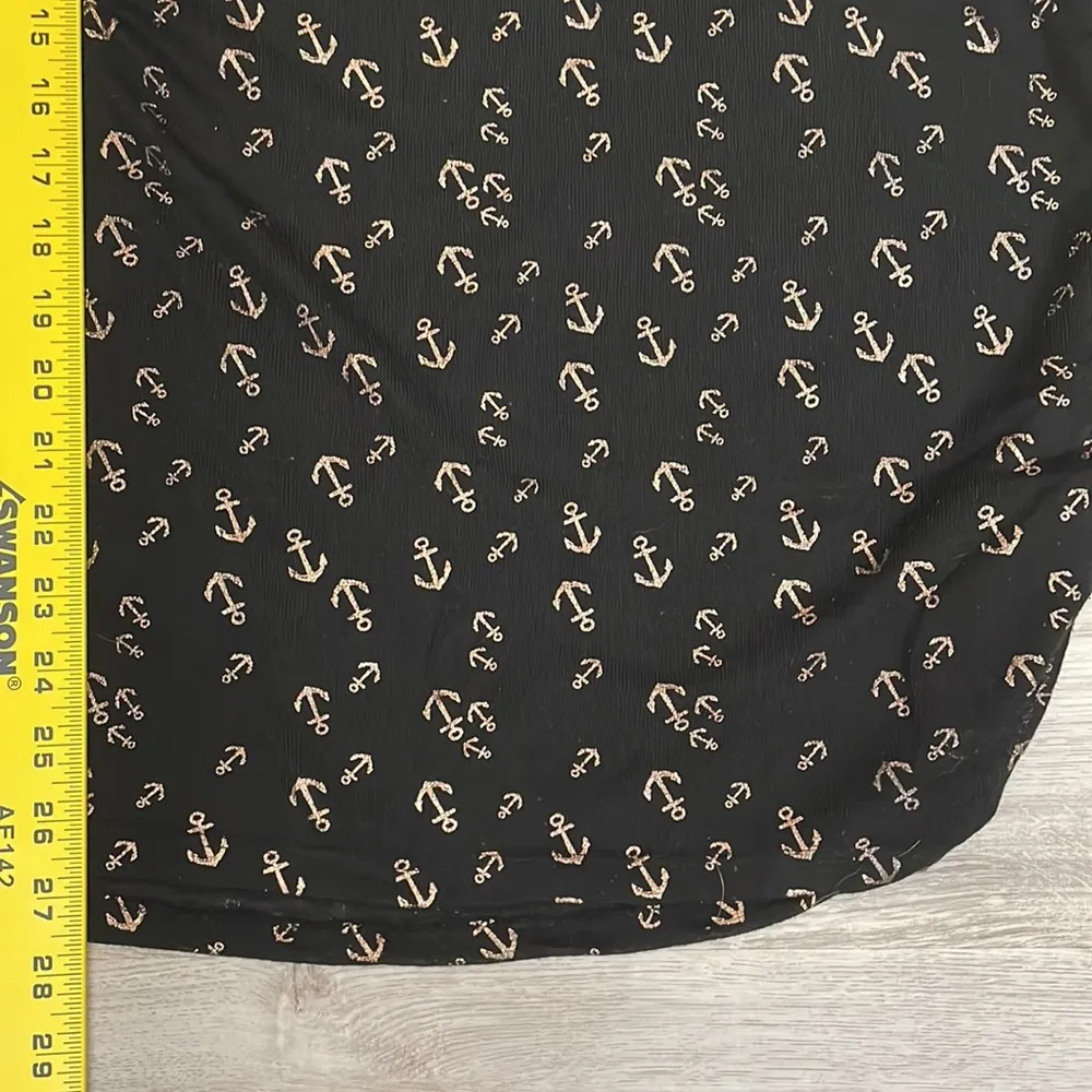 Rouge Collection Black with Shimmery Gold Anchor Print Lightweight Women's Tee Size 3X - Image 10