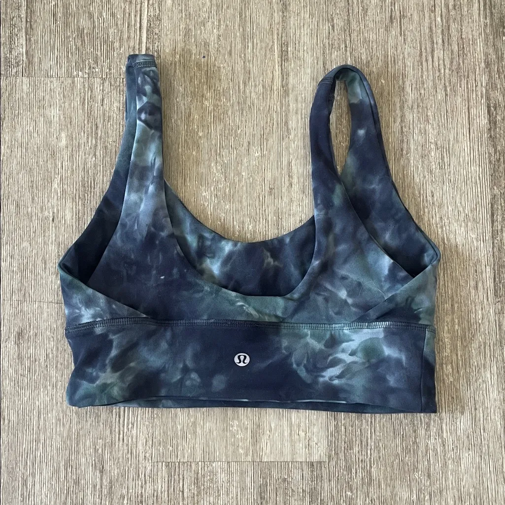 Lululemon Align Reversible Bra *Light Support, A/B Cup
Diamond Dye Teal Graphite - Image 6