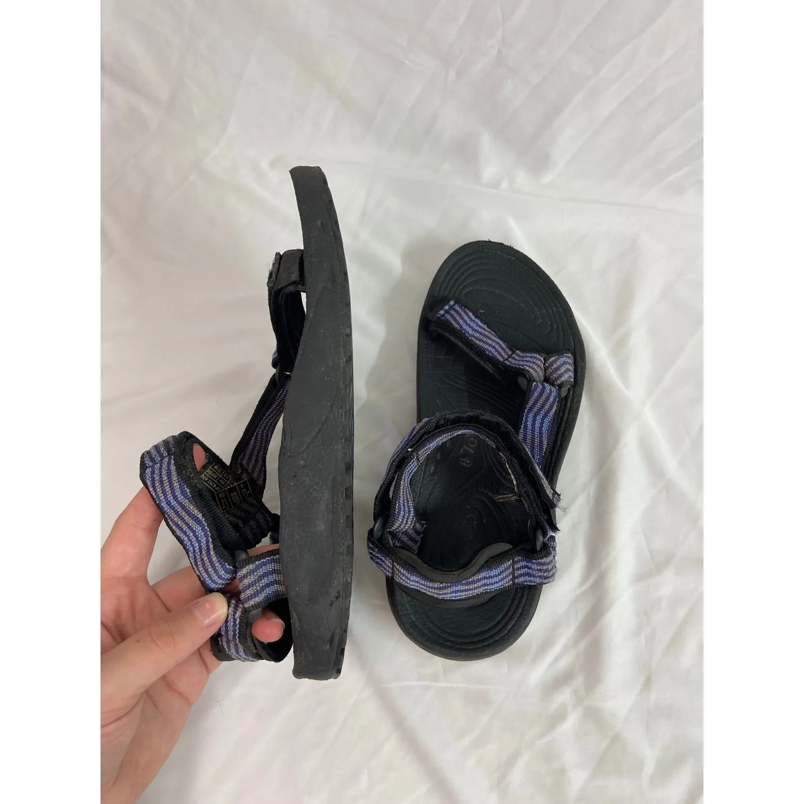 TEVA women's hurricane purple Velcro strap hiking open toe sandals outdoor shoes - Image 4