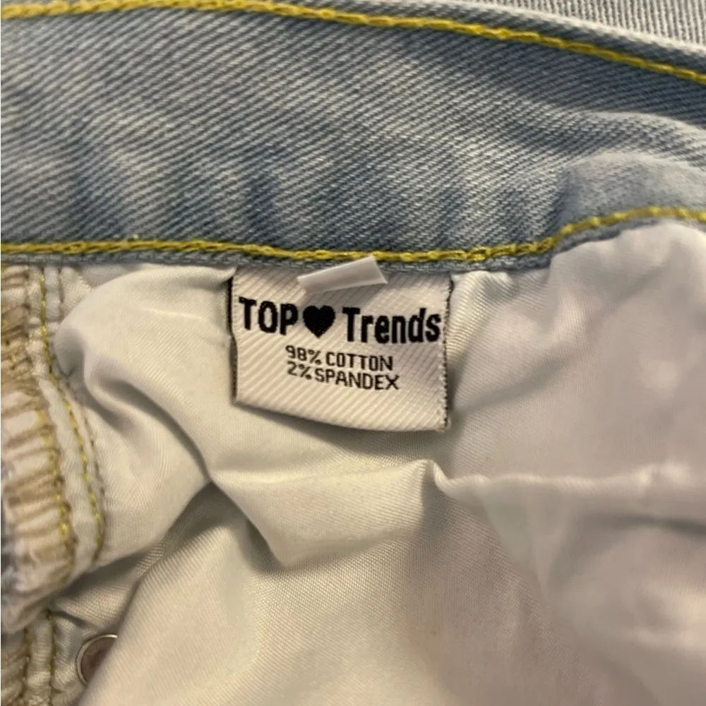 Top Trends Basic Collection We’re Denim Wear heavily distressed lt wash jeans 29 - Image 6