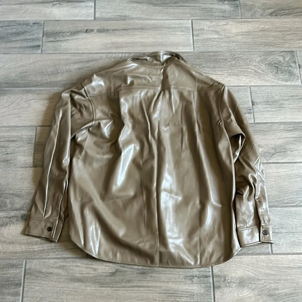 Noli faux leather shacket in medium brown - Image 5