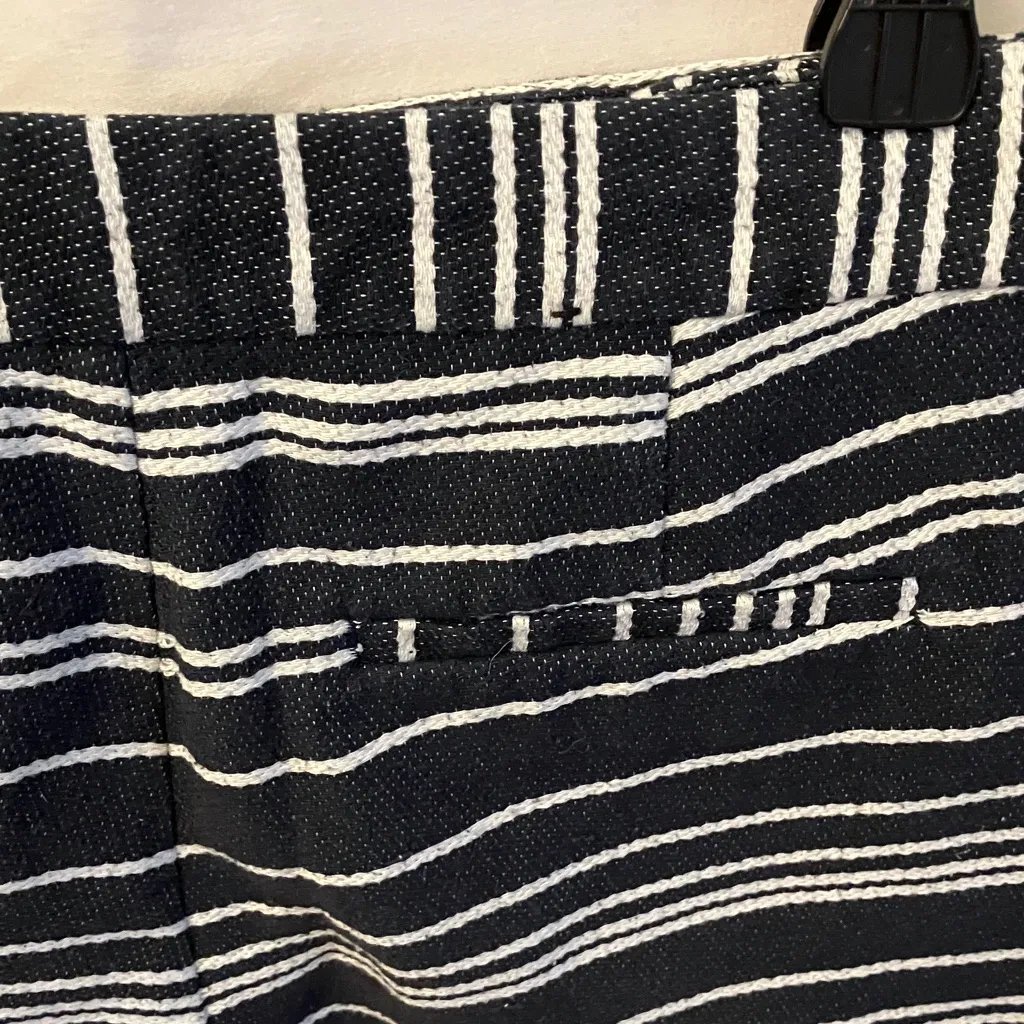 Banana Republic: Black & White Nautical Striped Shorts- Cotton Blend- 2 - Image 8