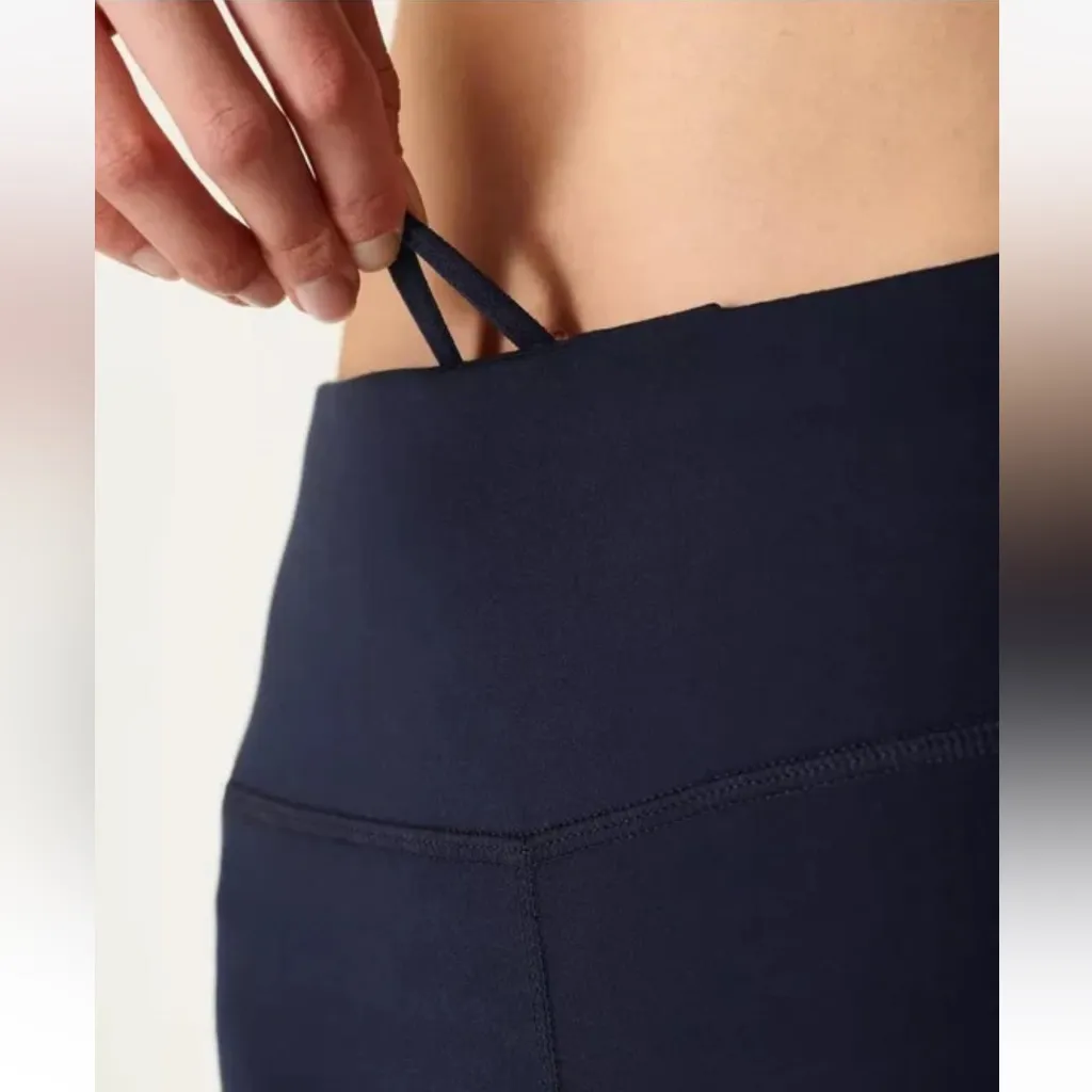 NWOT SWEATY BETTY All Day 10" Biker Shorts in Navy Blue Size Medium - Image 4