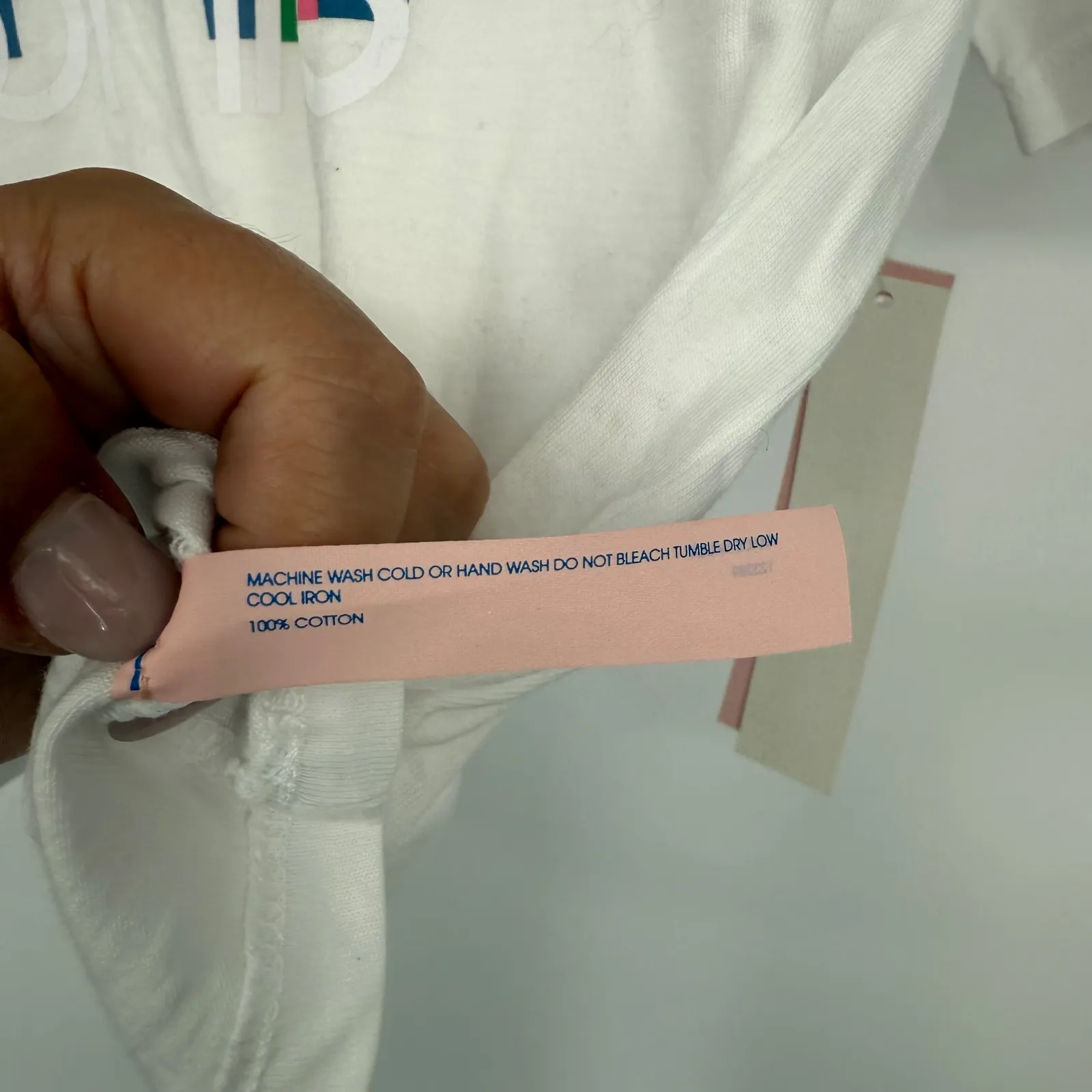 Bloomies Rainbow Graphic T Shirt Women's M‎ Medium White Colorful Cute Tee - Image 7