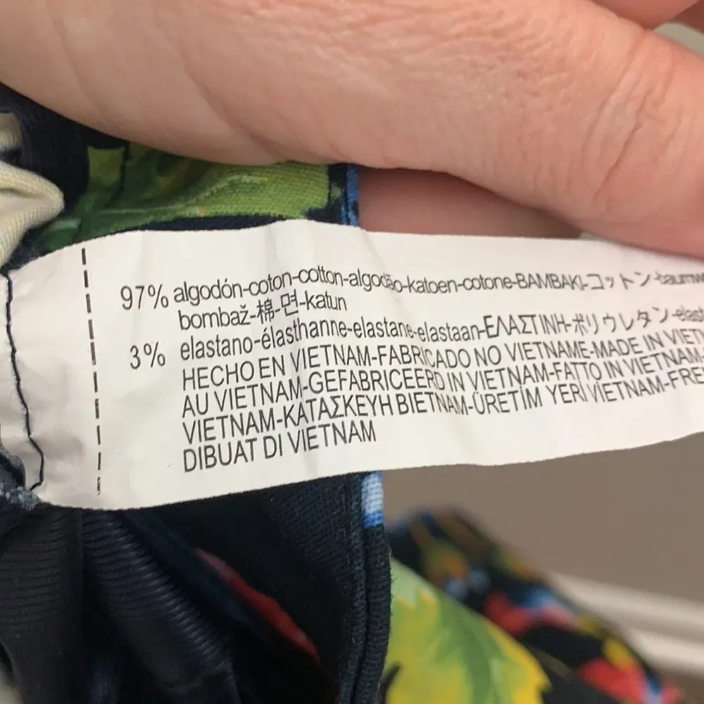 Zara Basic High Waist Hawaiian Floral Black Midi Shorts - Image 5