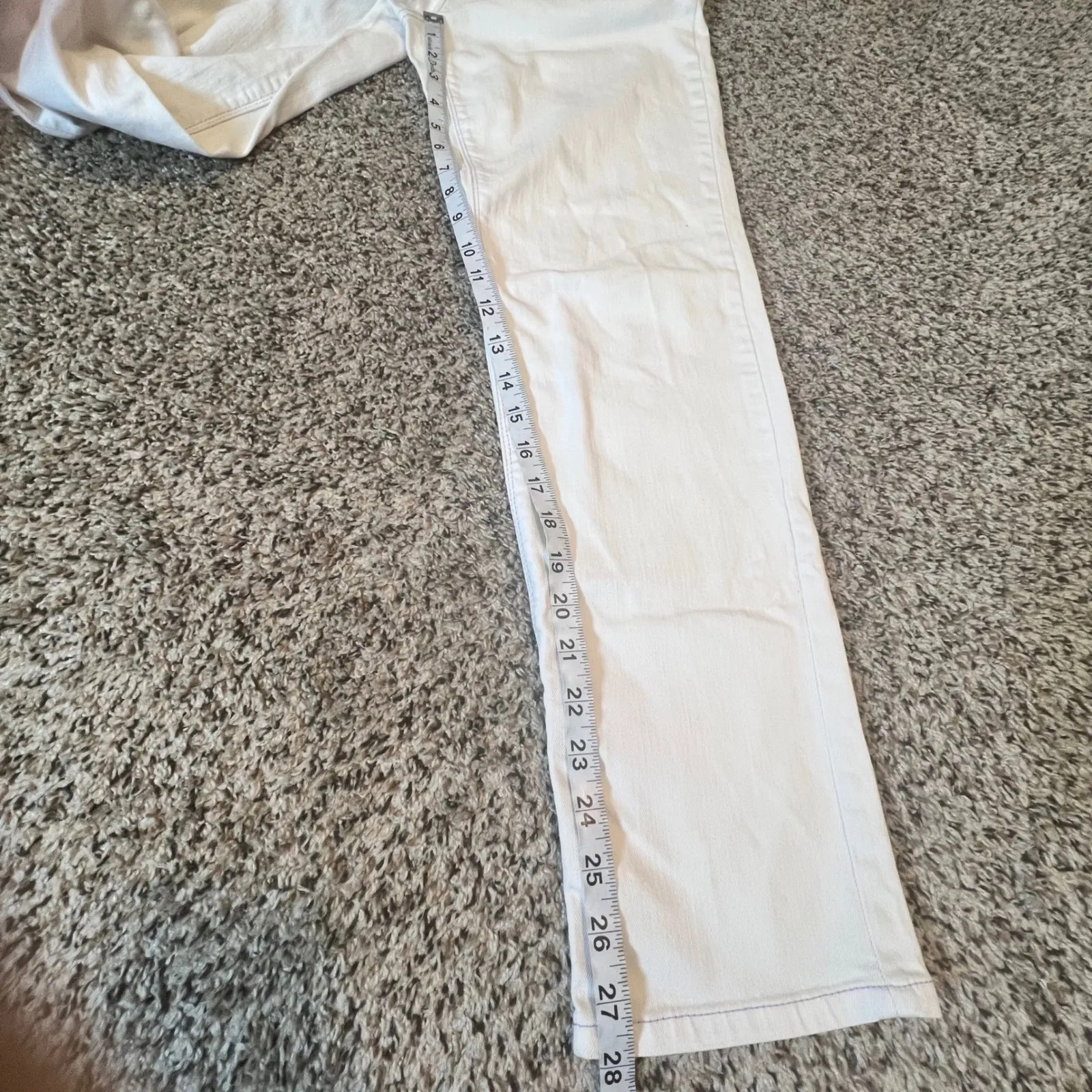 Chicos Platinum White Straight Leg Jeans Women Size 0 (Size 4)Stretch Comfort - Image 5