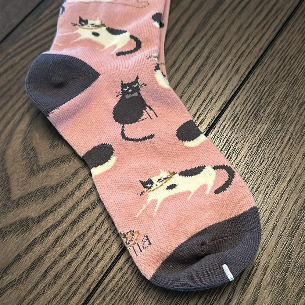 Karma Feline Good Cat Crew Socks OS New Pink - Image 4