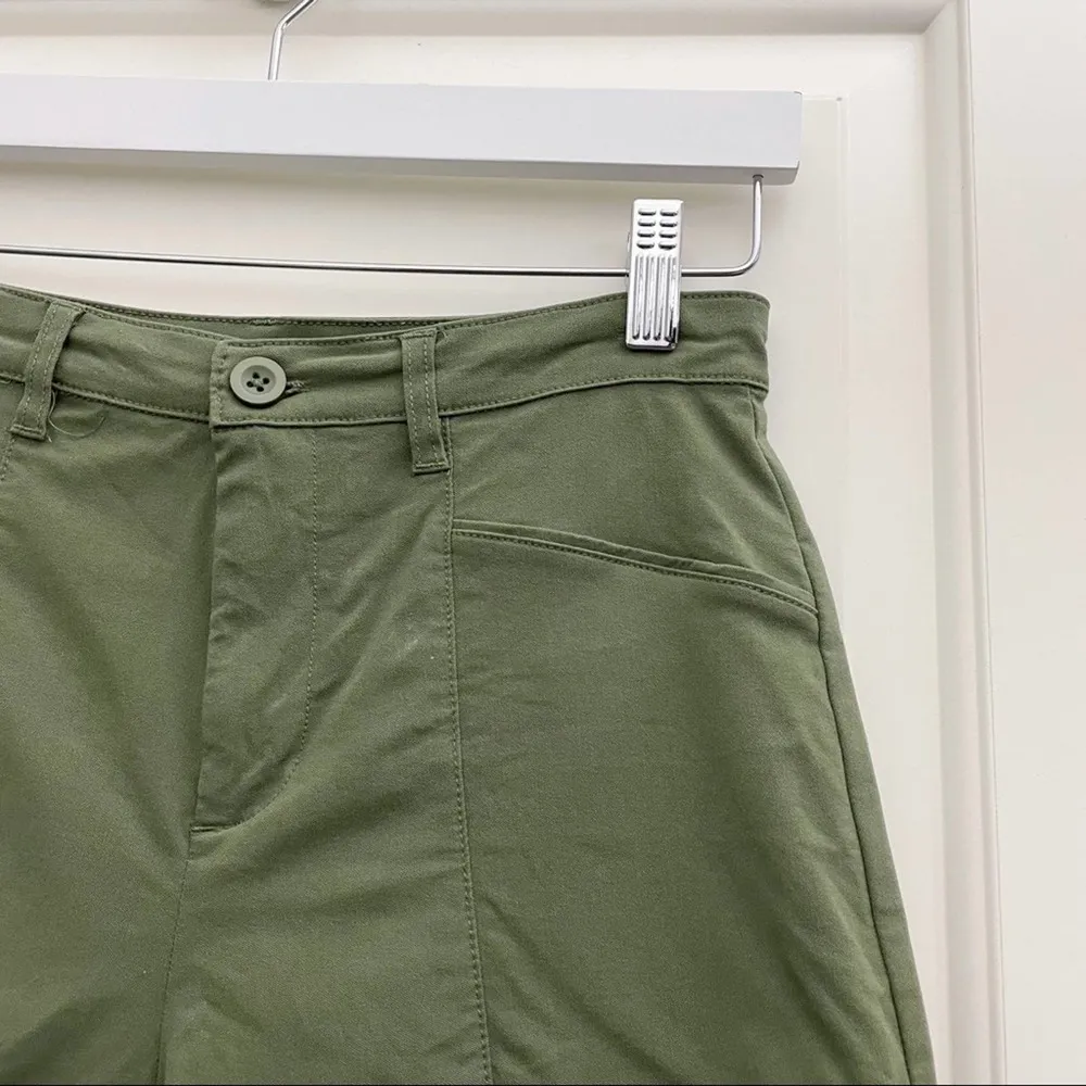 Active USA Olive Green Shorts - Image 2