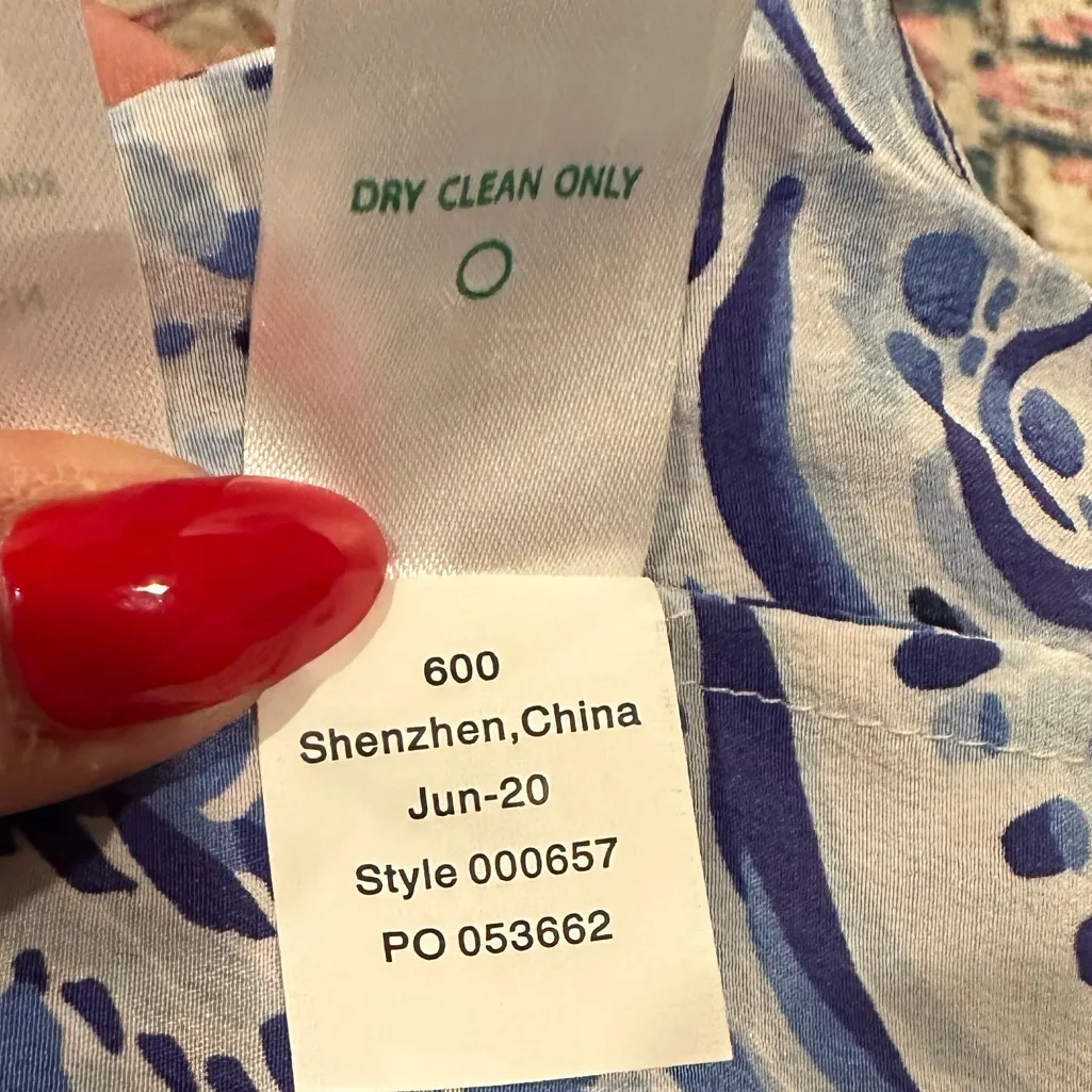 Lilly Pulitzer Elsa blue resort white long sleeve DONT BE JELLY top XS - Image 5