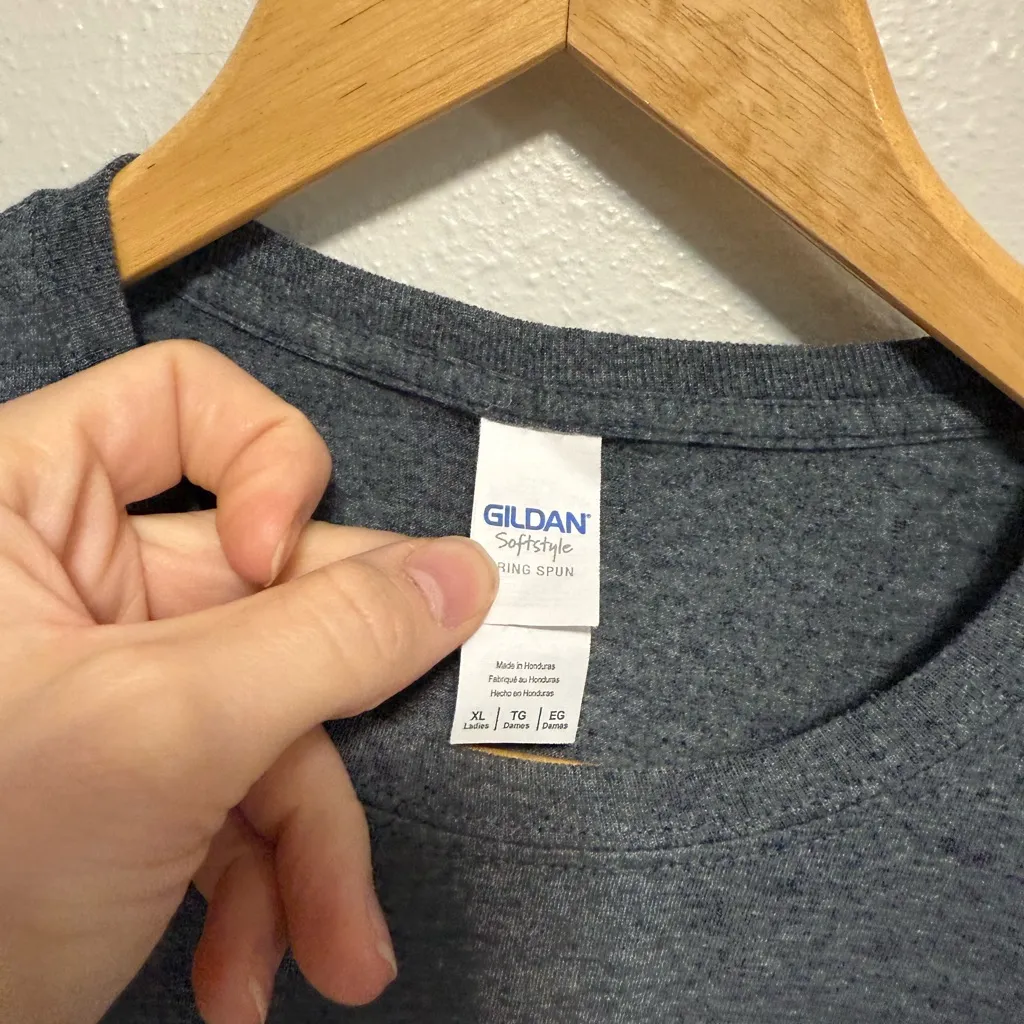 Iowa State Cyclones Gray Tee Size Medium - Image 3