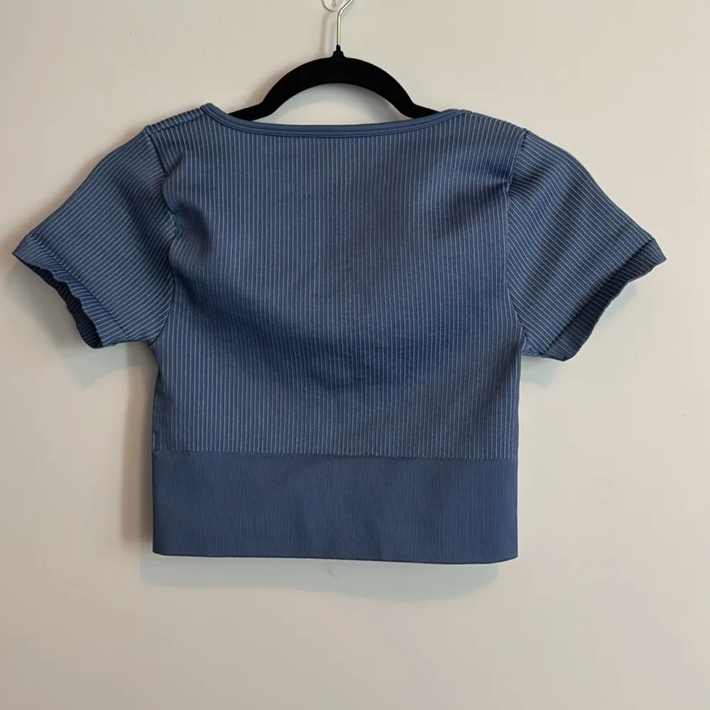 Aerie Blue Cropped Fitted Shirt Size M - Image 6