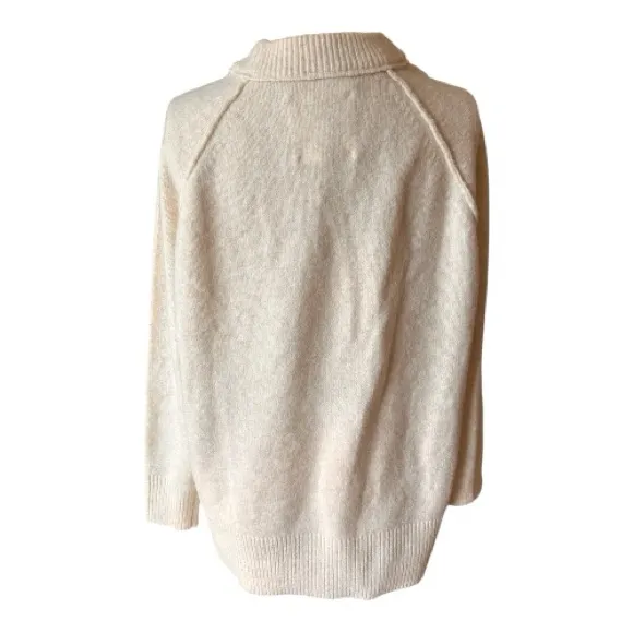 Aerie unREAL Crew Sweater Star print cream and black XXS - Image 3