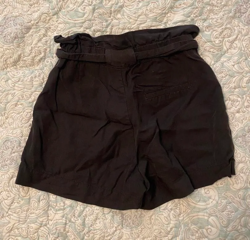 Paper Bag Shorts - Image 3