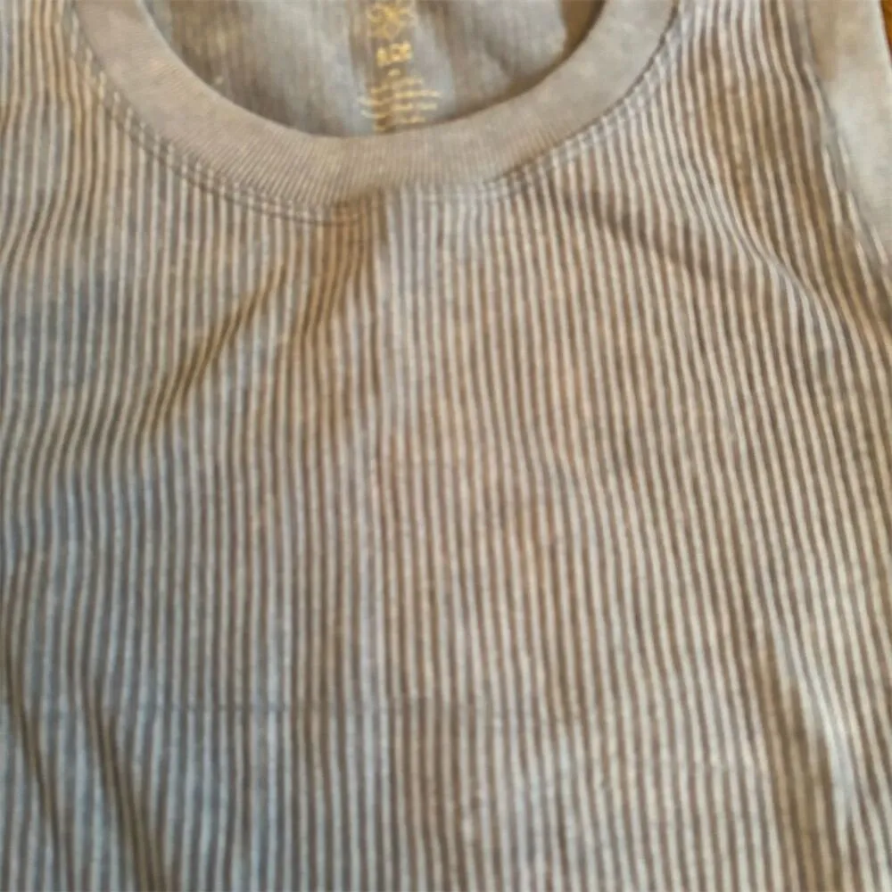 Wild Fable Women's Blue Ribbed Sleeveless Crop Tank Top M/L - Image 3