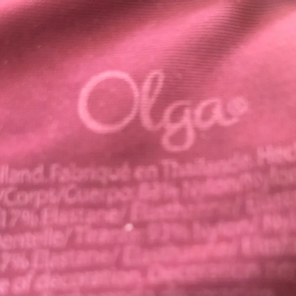 Olga Luxury Lift Underwire Bra 35063 Burgundy 40C Lace Cups Size undefined - Image 4