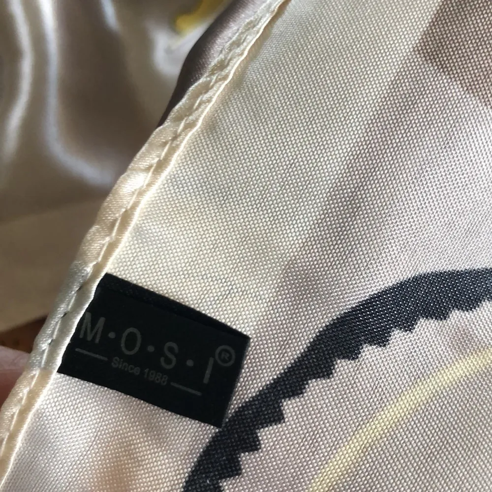 M.O.S.I Silky Square Vintage Scarf Cameo Women Peach Taupe Cream Sz. 35X35” Multiple - Image 8