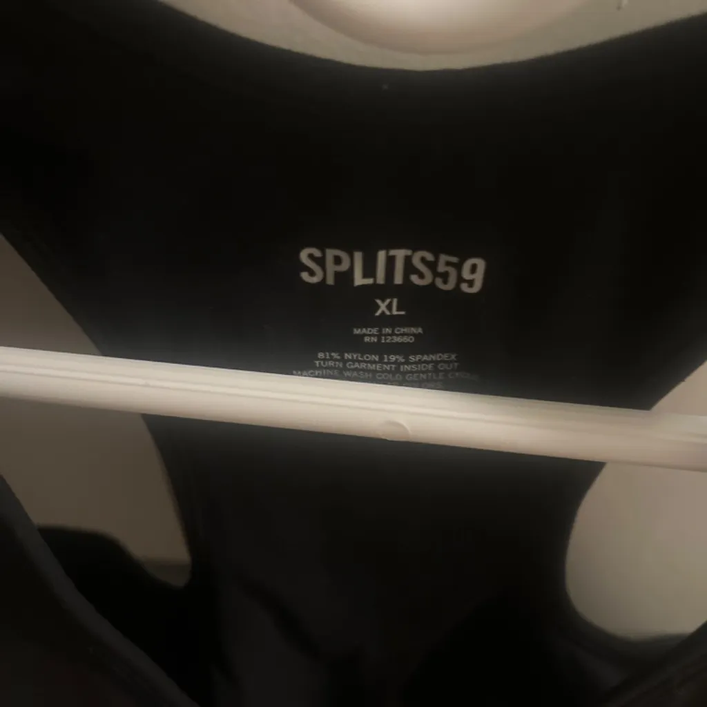 Splits59 airweight, black, sports bra, new extra-large - Image 4