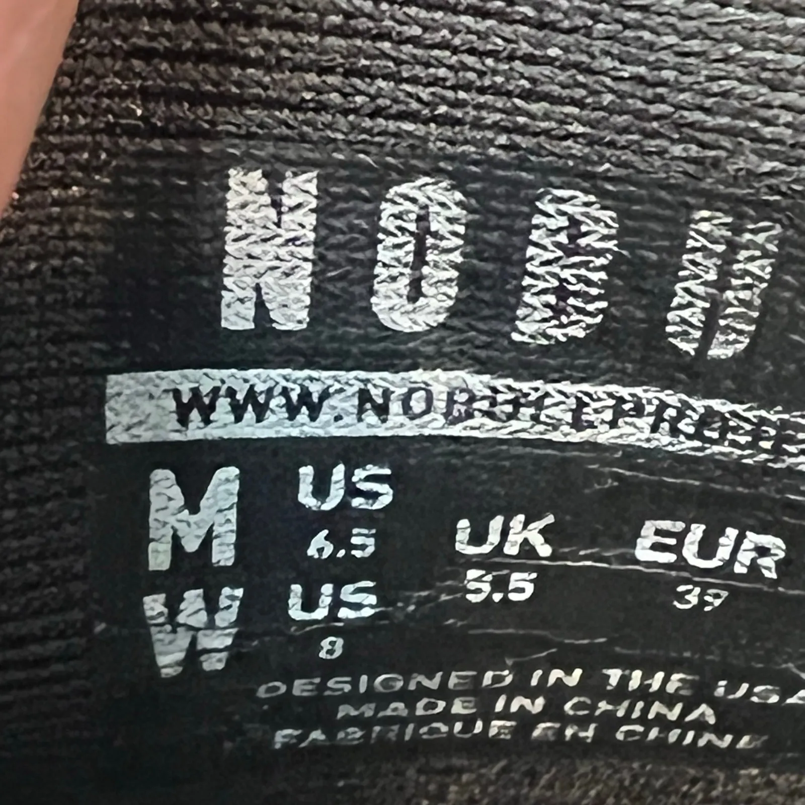 Nobull Superfabric black gum sneakers low top lace up strength training size 8 - Image 7