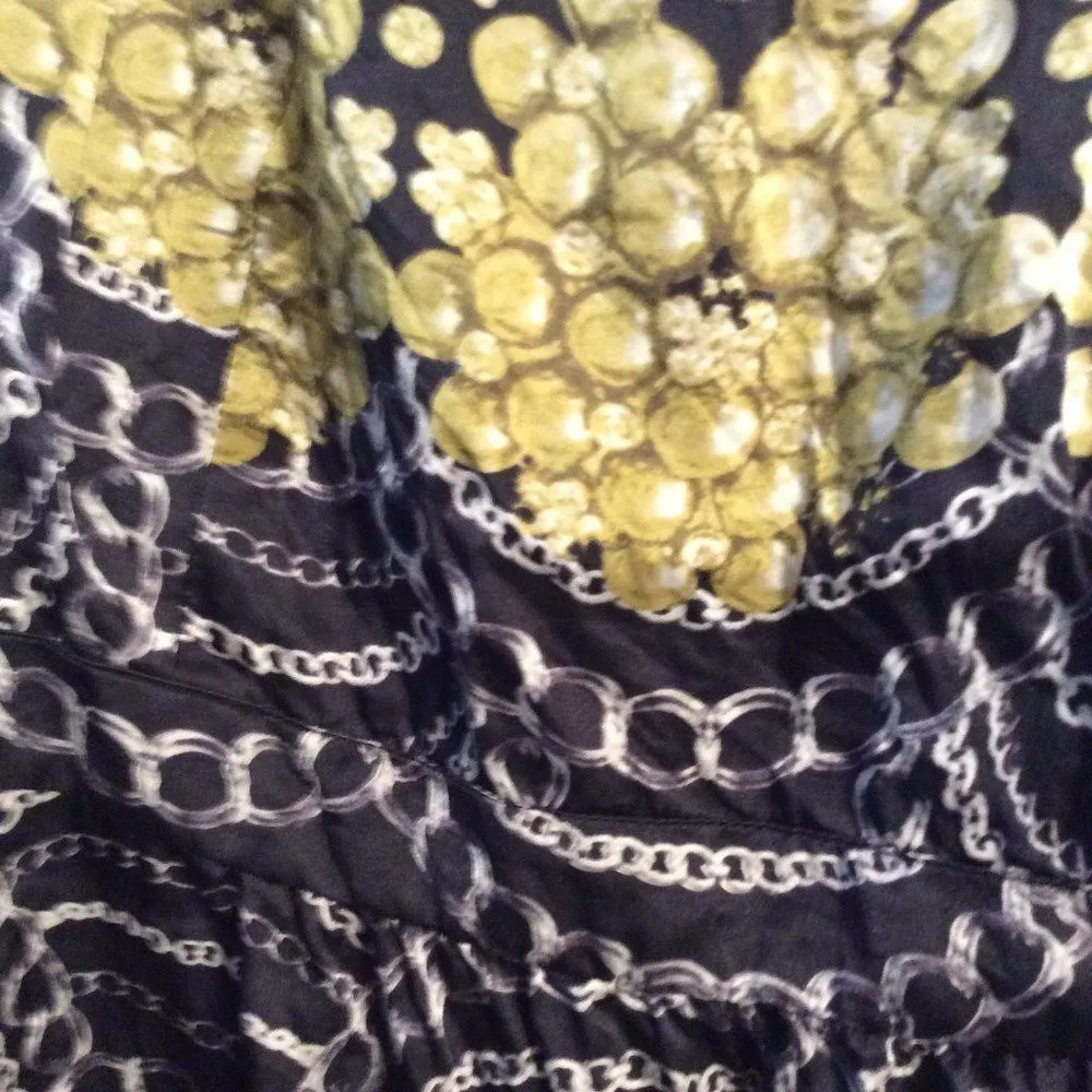 Cabi silk sleeveless top shirt womens print grapes chain links tank medium - Image 5