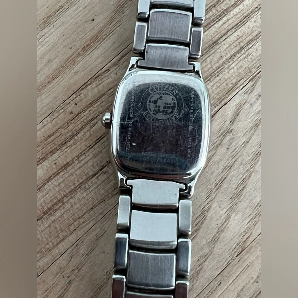 Citizen Eco-Drive Ladies Watch Crystals Black Dial and Bracelet Solar Powered - Image 8