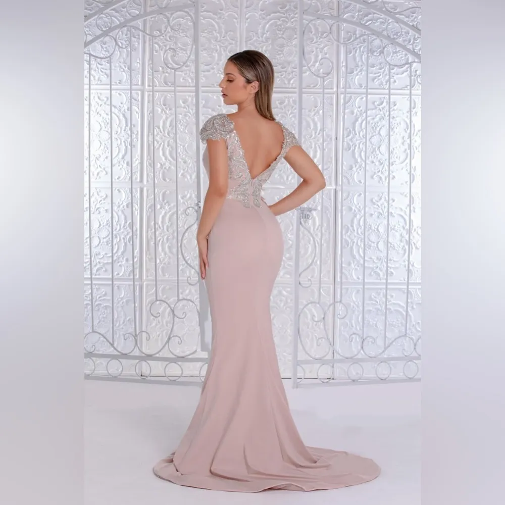 Portia and Scarlett Pink Flutter Sleeve Gown for Prom Size 4 - Image 2