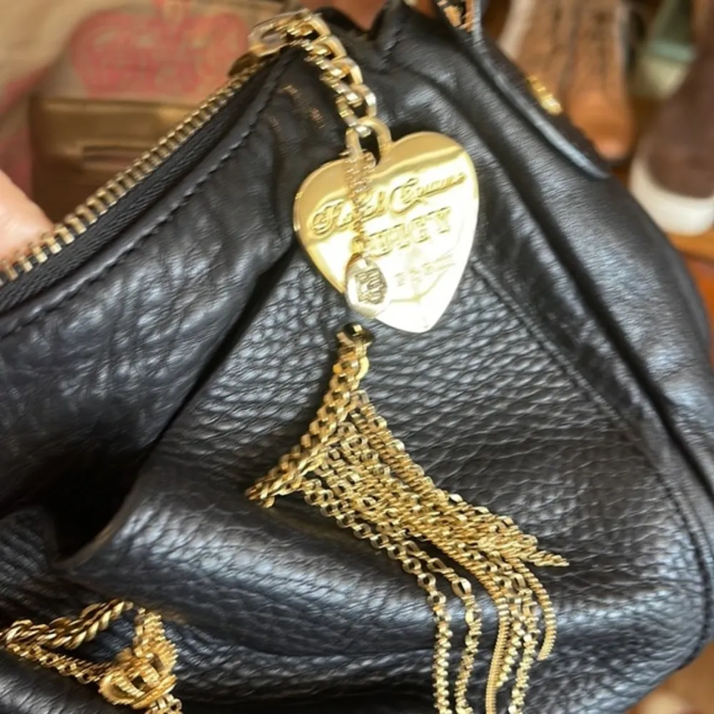 Y2K JUICY COUTURE GOLD CHAIN TRIMMED PEBBLED LEATHER SHOULDER BAG - Image 9