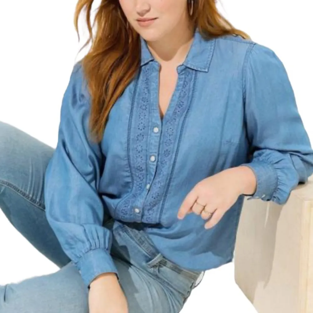 Torrid Tencel Pintuck Chambray Button Up Shirt - Image 4