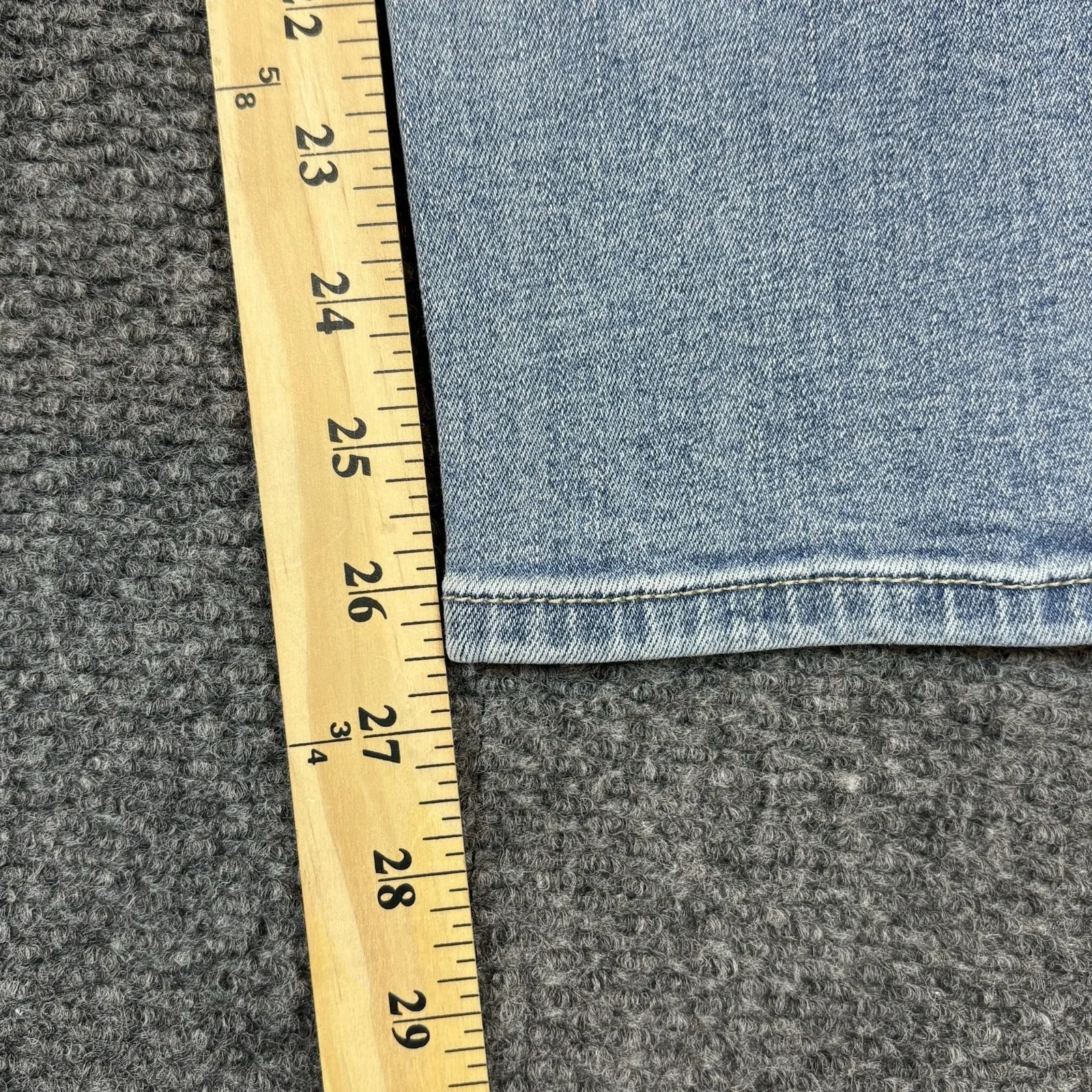 Hudson Barbara High Rise Straight Leg Stretch Denim Jeans. Light Wash, Women's 8 Blue - Image 6