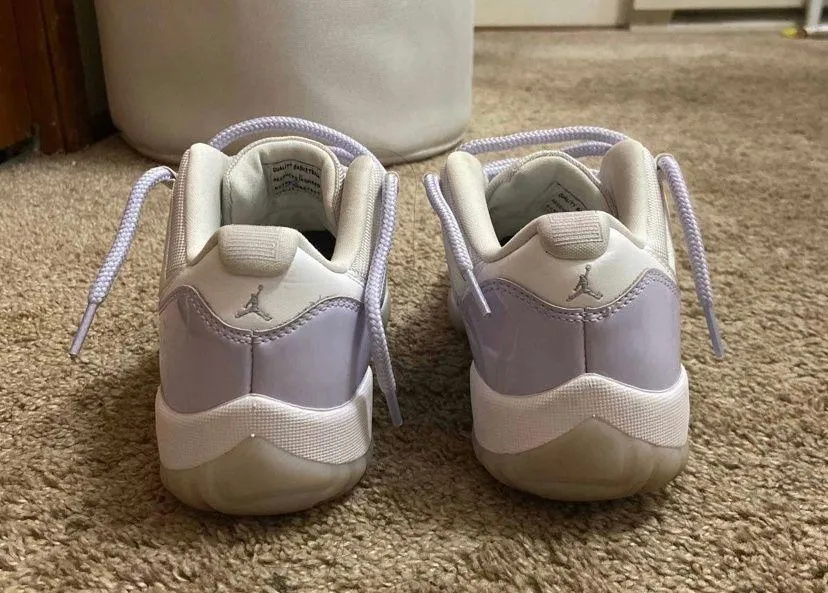Womans  11 Retro Low “pure Violet” - Image 4