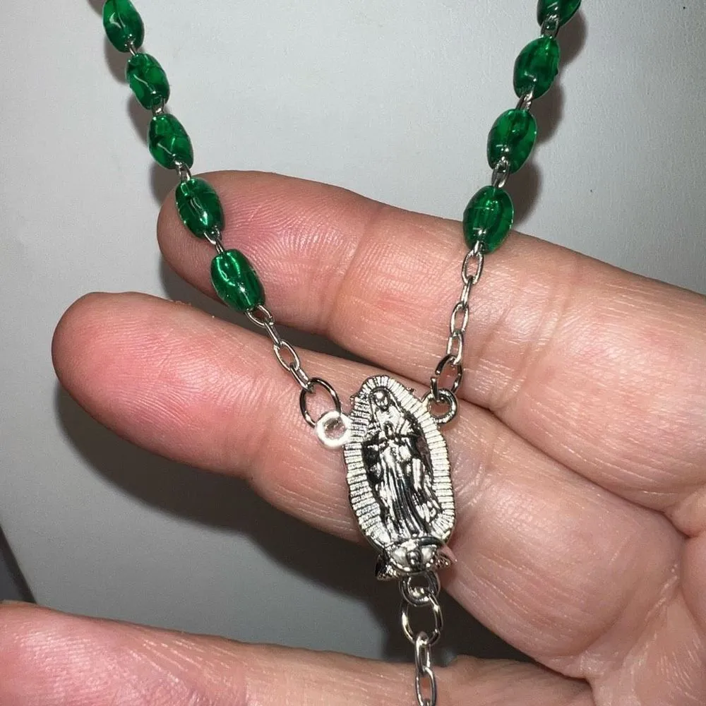 Green Faceted Plastic Bead and Silver Tone Rosary‎ Beads - Image 5
