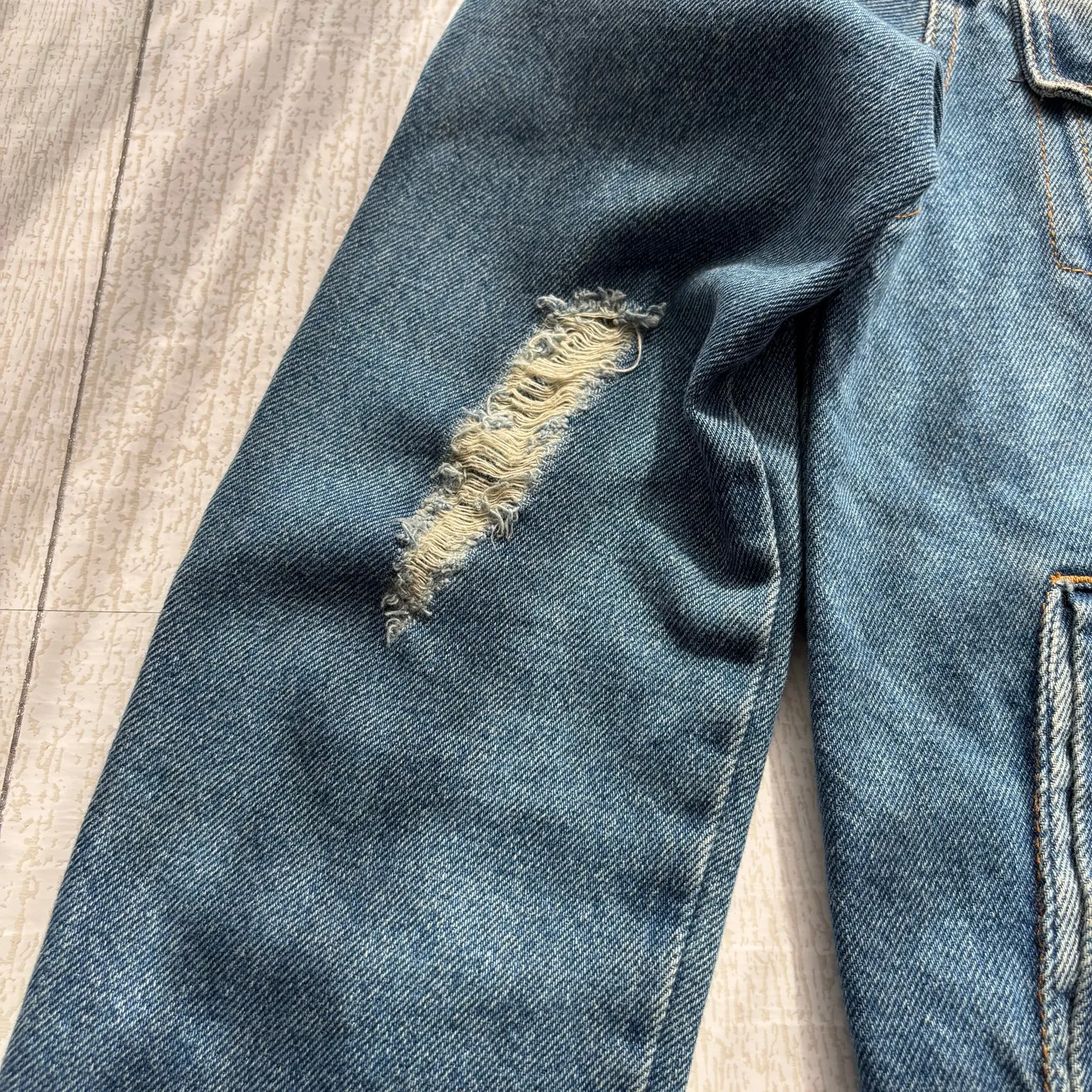 Iris Blue Denim Jacket Fringe Hem Distressed Size Small - Image 5