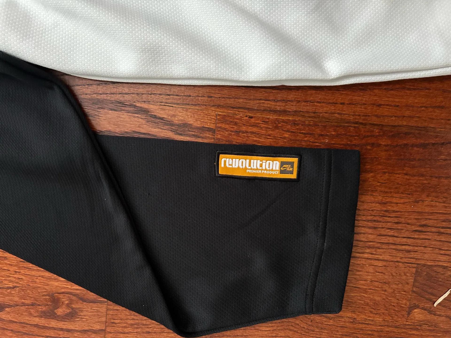 Nike Vintage  Crewneck - Image 2