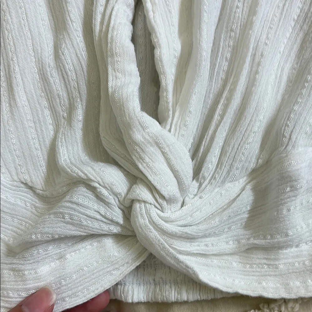 Hollister White Ribbed Button Down Shirt with Notched Collar - Image 2