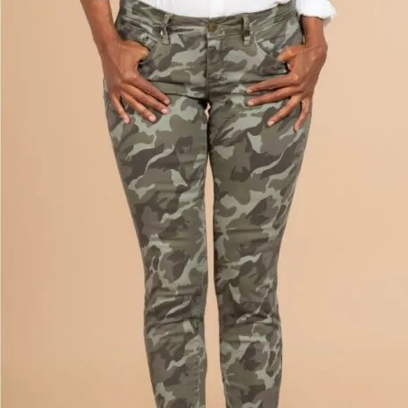 Camo Mid‎ Rise Jeans - Image 10