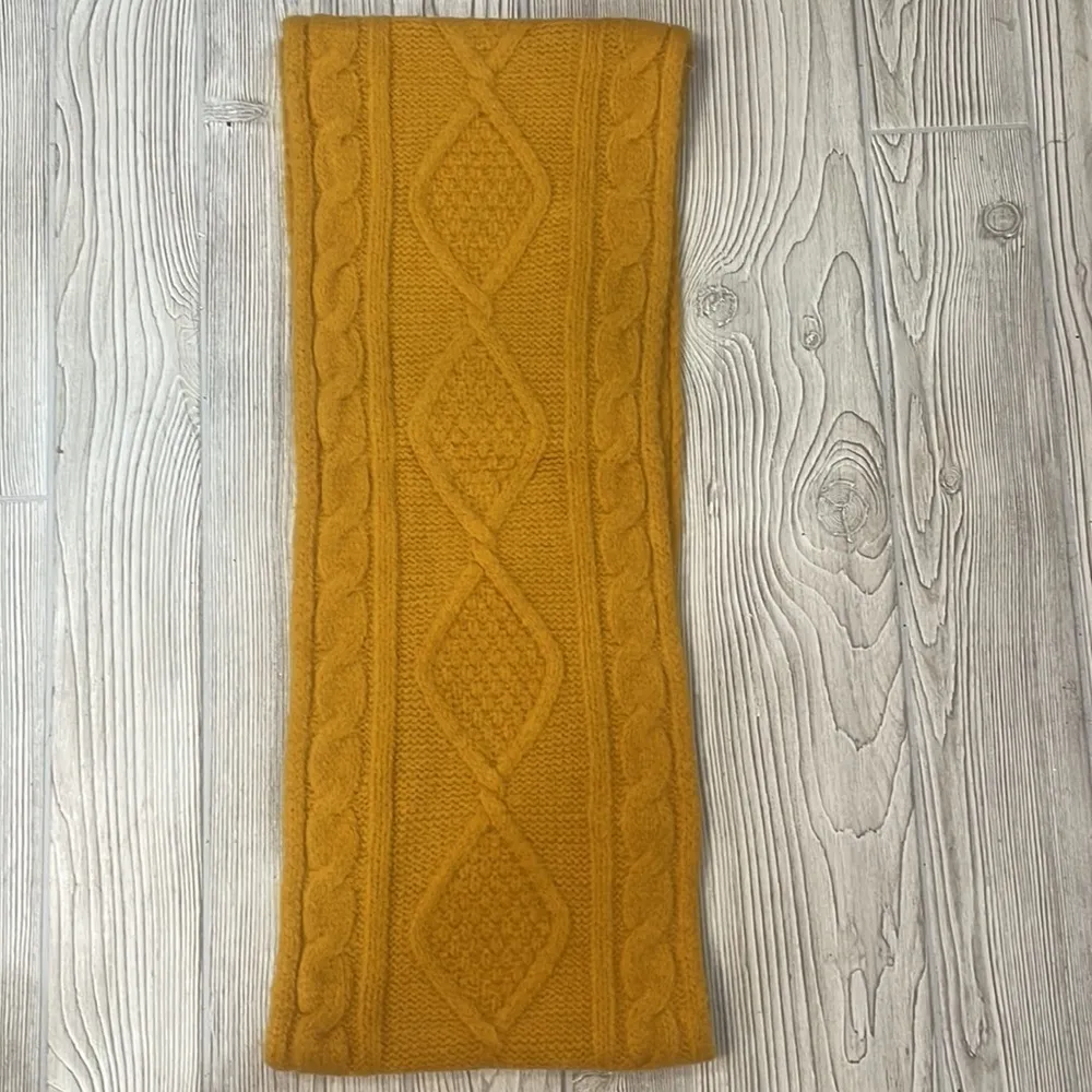 Old Navy Mustard Yellow Cable Knit Scarf - Image 3