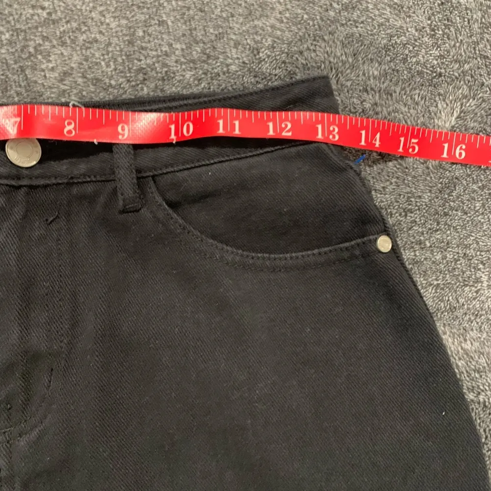 Missguided denim mini skirt black size 4 - Image 3