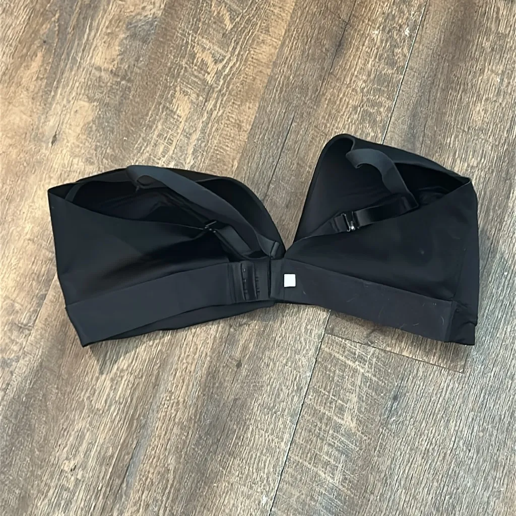 Old Navy ONLY Full-Coverage Molded Wireless‎ Bra Black Size 44 DD Adjustable - Image 2